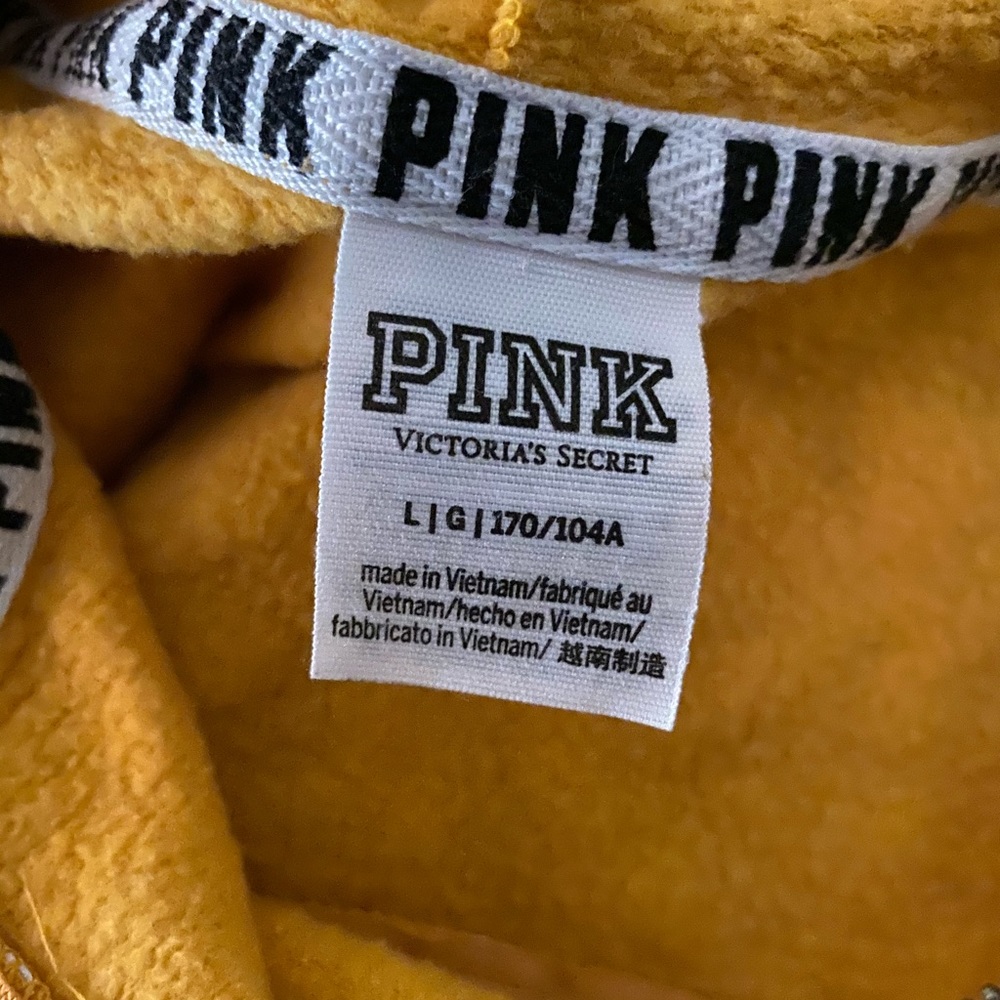Victoria’s Secret pink